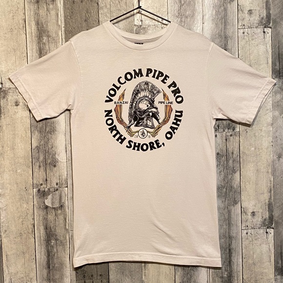 🦩Volcom Short Sleeve TeeShirt🦩 - Picture 1 of 8